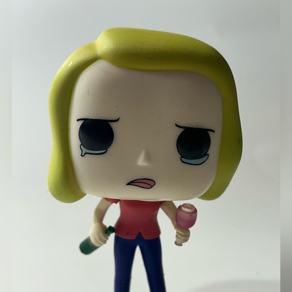 Funko Pop- Rick and Morty Beth with Wine Glass Vinyl Figure - Picture 2 of 4